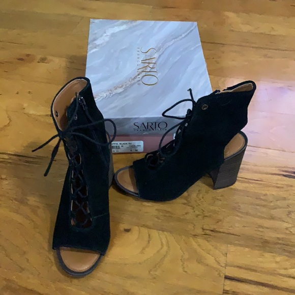 Franco Sarto Booties - Picture 1 of 4